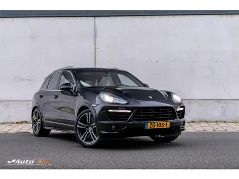 Porsche Cayenne 4.8 Turbo