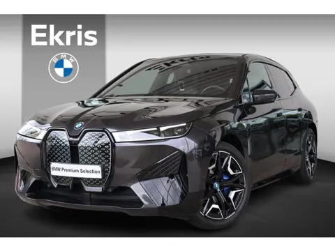 BMW iX M60 High Executive 112 kWh | Bowers & Wilkins | M Aerodynamica | Head-up Display | Voorstoele