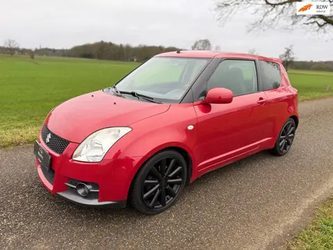 Suzuki Swift 1.6 Sport AIRCO / LMV / NIEUWE APK