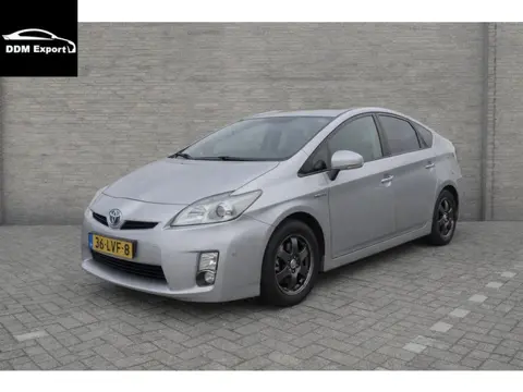Toyota Prius 1.8 Dynamic | LEDER | CLIMA | NAVI |