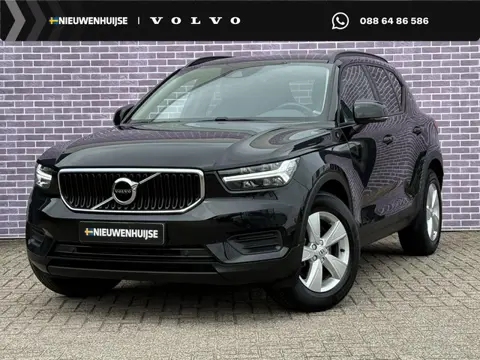 Volvo XC40 1.5 T2 Momentum Core | Camera | Parkeersensoren voor + Achter | Navigatie | On Call | Car