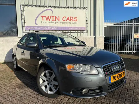 Audi A4 Limousine 2.0 TFSI quattro Advance Leer Xenon Aut