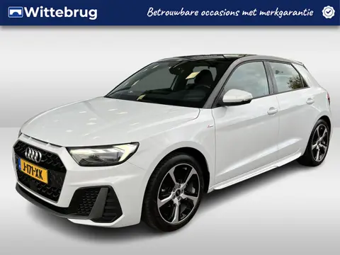 Audi A1 Sportback 25 TFSI Pro Line S / Half-Leder / Led koplampen / Zwart dak / 17 Inch / Virtual Co