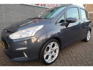 Ford B-MAX 1.0 EcoBoost Titanium Bij ons bedrijf va 2017 in onderhoud geweest
