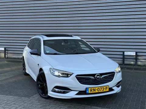 Opel Insignia Sports Tourer 1.6 CDTI OPC LINE MEGAVOL|MATRIX|PANO|CAM|PARELMOER