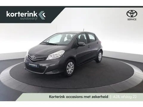 Toyota Yaris 1.0 VVT-i Now (bj 2014)