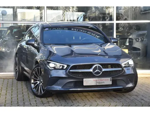 Mercedes-Benz CLA-klasse Shooting Brake 200 Aut. Leder Led Pdc BTW + Inruil Mogelijk