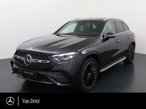 Mercedes-Benz GLC 300 e 4MATIC AMG Line | Luchtvering Achterasbesturing Trekhaak Burmester HUD Pano 