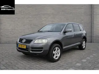 Volkswagen Touareg 3.2 V6 221pk | Navi | Leer | Xenon | Stoelverwarming | Trekhaak |