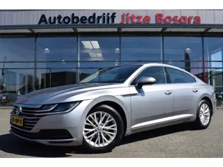 Volkswagen Arteon 1.5 TSi LED | Full Map Navi | Sportstoelen | Trekhaak | Camera | 17 Inch LMV