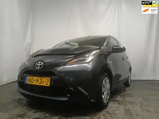 Toyota Aygo 1.0 VVT-i x-now - Frontschade