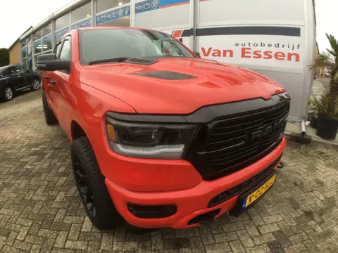 Dodge Ram 1500 5.7 V8 4x4 Crew Cab Laramie Laramie night edition, Prins lpg, harman cardon, luchtver