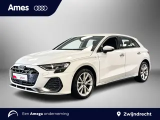 Audi A3 Sportback 35 150pk TFSI S edition Sportstoelen zwarte stof | Achteruitrijcamera | Stoelverwa