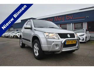 Suzuki Grand Vitara 1.6-16V Comfort 4WD , TREKHAAK , CLIMATR , PDC V+A , LMV16 ,