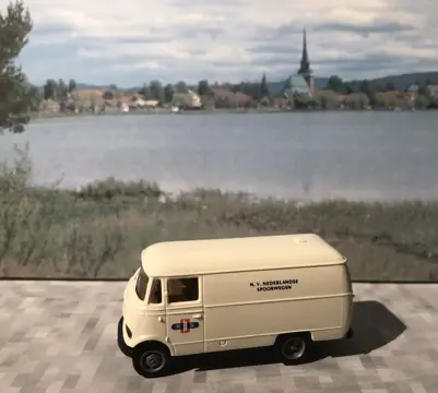 NS Nederlandse Spoorwegen Mercedes. Brekina. HO