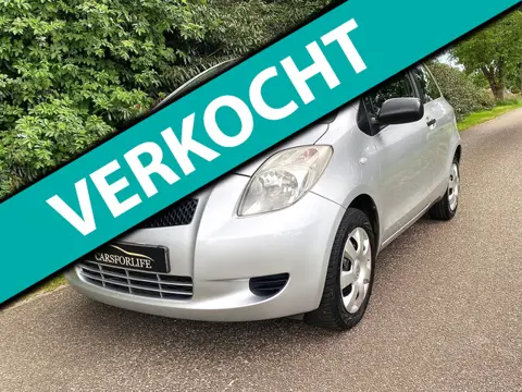 Toyota Yaris 1.0 VVTi Spirit ( Airco ) N.A.P.