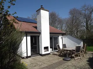 Stijlvol ingericht vakantiehuis met rustige ligging in het bos