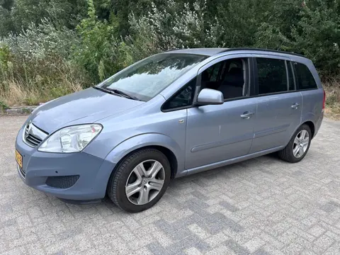 Opel Zafira 1.6 Essentia Navi Airco