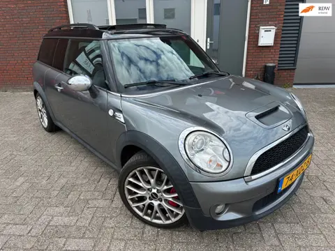 Mini Mini Clubman 1.6 John Cooper Works Chili / Pano / Leder / Navi / PDC / Cruise