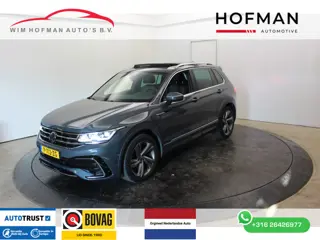 Volkswagen Tiguan 1.5 TSI R-Line EL Trekh+aKlep Panodak Virtual Camera Zwarte hemel bkl