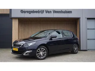 Peugeot 308 1.2 131pk 5Drs PureTech Allure *LEES TEKST*  LED Navi Clima Trekhaak 16inch LM *NL auto*