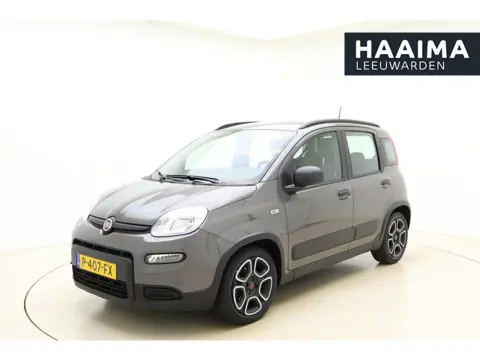 Fiat Panda 1.0 Hybrid City Life | Navigatie via Carplay | 3 Zitplaatsen | Airco | Dakrails | Hoge in