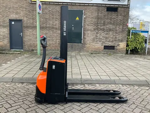 Toyota SWE080L 2000KG 1.58METER STAPELAAR / HEFTRUCK