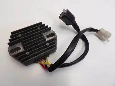 SPANNINGSREGELAAR Suzuki TL 1000 1996 - 2001