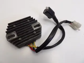 SPANNINGSREGELAAR Suzuki TL 1000 1996 - 2001