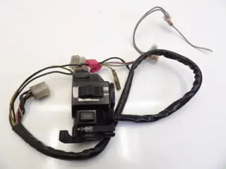 STUURSCHAKELAAR LINKS Yamaha XS 400 1976 - 1981 / 1982 -