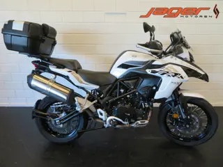 Benelli TRK 502 ZEER FRAAI! TOP-CASE (bj 2022)