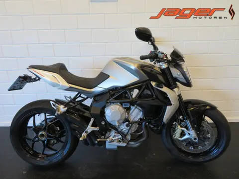 MV Agusta BRUTALE 675 SUPER FRAAI! (bj 2013)