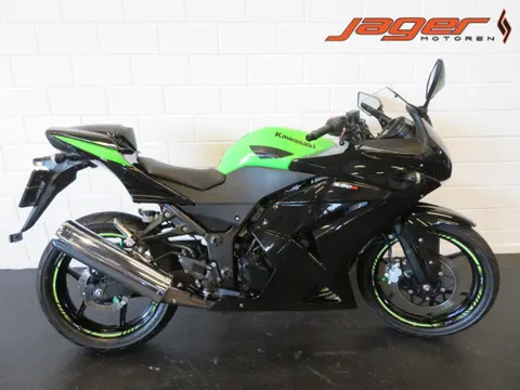 Kawasaki NINJA 250 R SPORT PERFECT! (bj 2010)