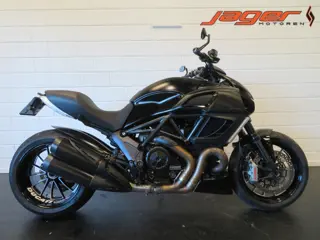 Ducati DIAVEL ABS PRACHTSTAAT! (bj 2013)