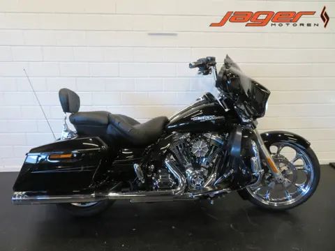 Harley-Davidson STREET GLIDE SP 5HD JEKYLL EN HYDE