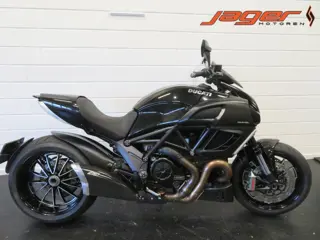 Ducati DIAVEL ZARD EDITION! (bj 2011)