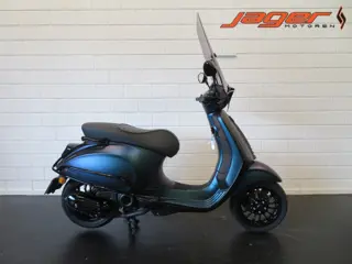 Piaggio VESPA SPRINT 50 PERFECT! (bj 2021)