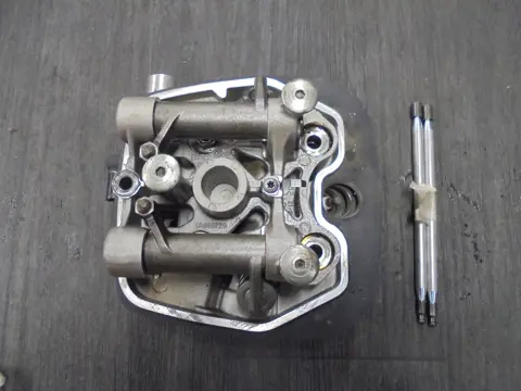 CILINDERKOP Moto Guzzi V85 TT 2019 - 2021