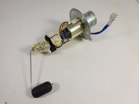 BRANDSTOFPOMP Suzuki GSR 600 2006 - 2009
