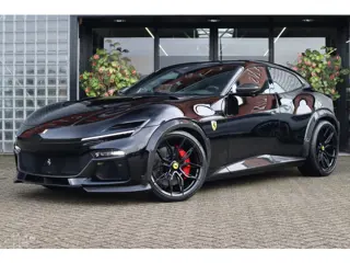 Ferrari Purosangue 6.5 V12 | NOVITEC, Carbon in/ext., Lift, Passenger display, Massage, Panoramadak