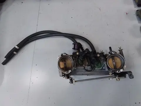 CARBURATEURSET Ducati 748 1996 - 2002