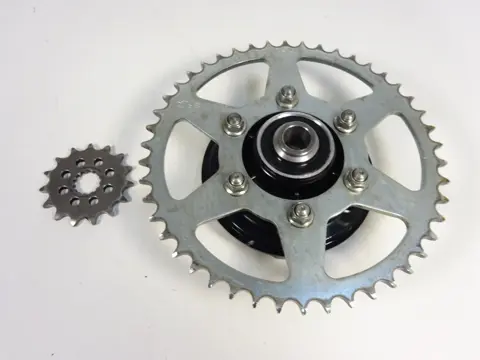 TANDWIELDRAGER Kawasaki ER 6 2005 - 2008