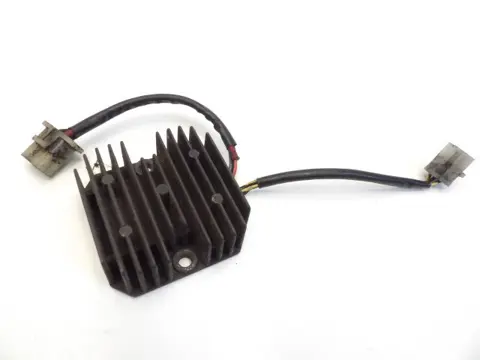 SPANNINGSREGELAAR Honda CM 400 T 1980 - 1984