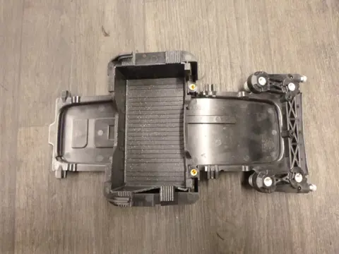 ACHTER SPATBORD Husqvarna Svartpilen 701 2020 - 2023