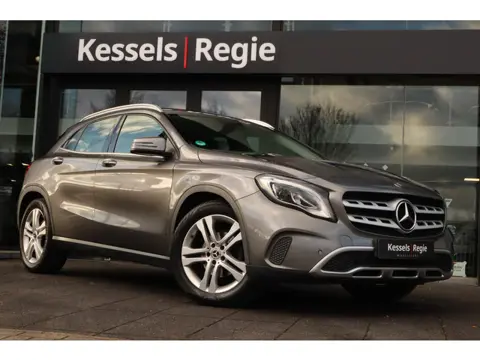 Mercedes-Benz GLA 200 Business LED Sensoren Stoelverwarming Cruise Navi