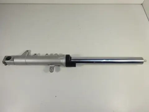 VOORPOOT RECHTS COMPLEET Suzuki GSR 600 2006 - 2009