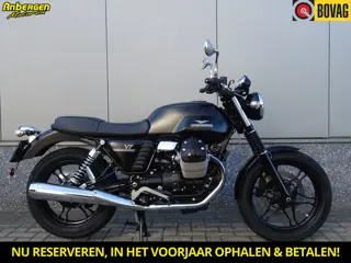 Moto Guzzi V 7 STONE (bj 2012)