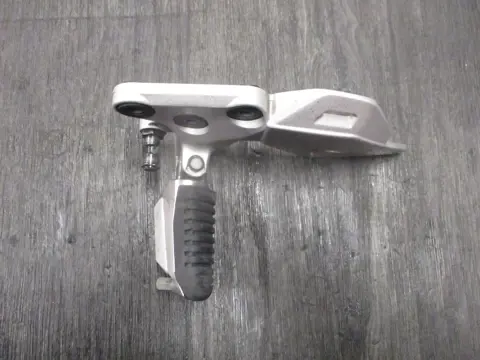 RECHTER SCHETSPLAAT Suzuki GSR 750 2011 - 2016