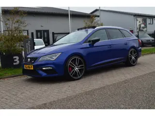 Seat LEON ST 2.0 TSI 4DRIVE 300 CUPRA |Pano|Camera|ACC