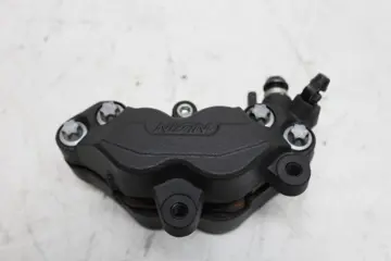 REMKLAUW RECHTS VOOR Kawasaki Z 900 2020 - 2023